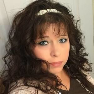 Meet your Posher, Kerri